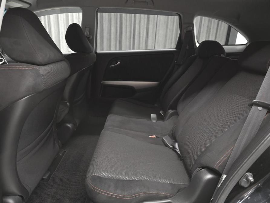 Honda Stream II Рестайлинг Красноярск  - изображение 17