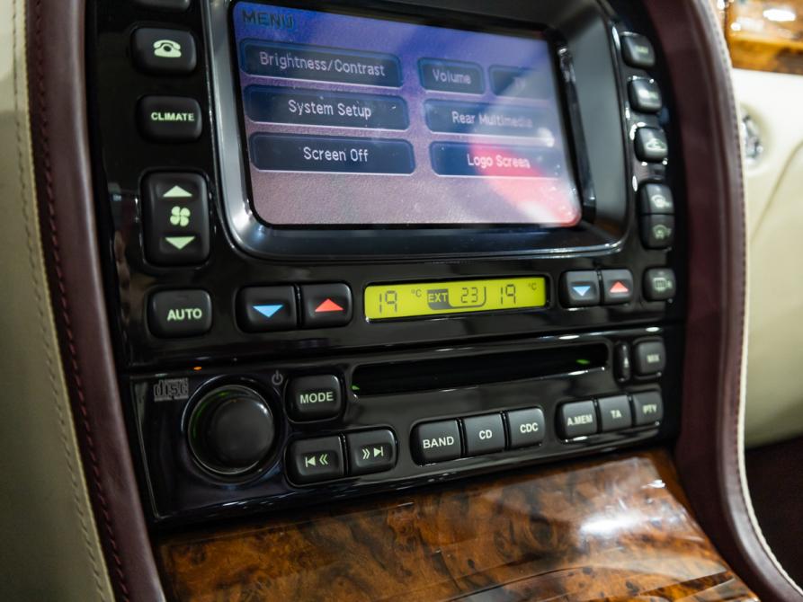 Jaguar XJ III (X350/X358) Санкт-Петербург  - изображение 21