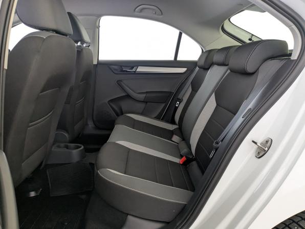 Skoda Rapid I Рестайлинг с пробегом 2019 года, цена 1 445 000 рублей, 50978 км, лифтбек, Автокод Объявления