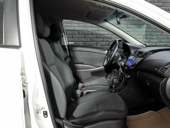 Hyundai Solaris I Рестайлинг с пробегом 2014 года, цена 1 250 000 рублей, 81845 км, хэтчбек, Автокод Объявления
