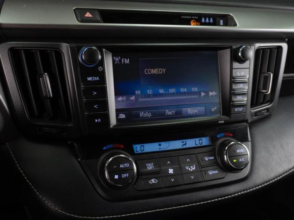 Toyota RAV4 IV (XA40) Рестайлинг с пробегом 2017 года, цена 2 299 000 рублей, 177669 км, внедорожник, Автокод Объявления