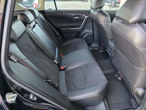 Toyota RAV4 V (XA50) с пробегом 2021 года, цена 3 769 000 рублей, 79865 км, внедорожник, Автокод Объявления