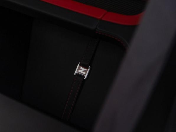 Aston Martin Vanquish Zagato II с пробегом 2019 года, цена 80 900 000 рублей, 4955 км, хэтчбек, Автокод Объявления
