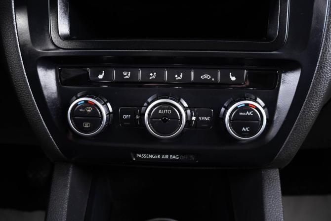 Volkswagen Jetta VI с пробегом 2012 года, цена 929 000 рублей, 374000 км, седан, Автокод Объявления