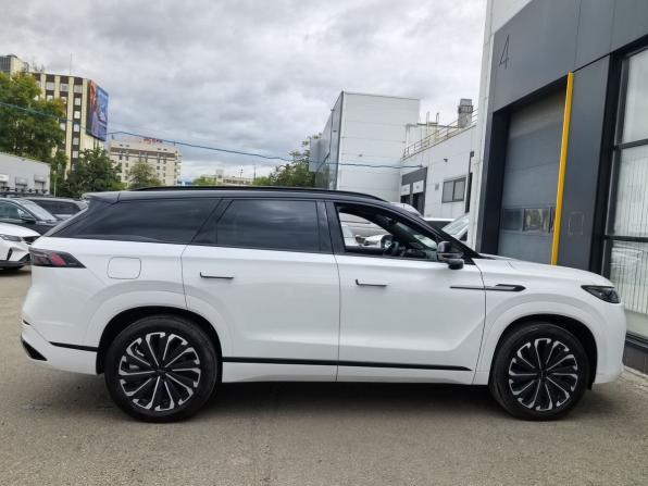 Jaecoo J8 с пробегом 2024 года, цена 3 195 000 рублей, 46350 км, внедорожник, Автокод Объявления