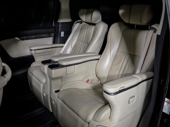 Toyota Alphard III Рестайлинг с пробегом 2021 года, цена 5 229 000 рублей, 142714 км, минивэн, Автокод Объявления