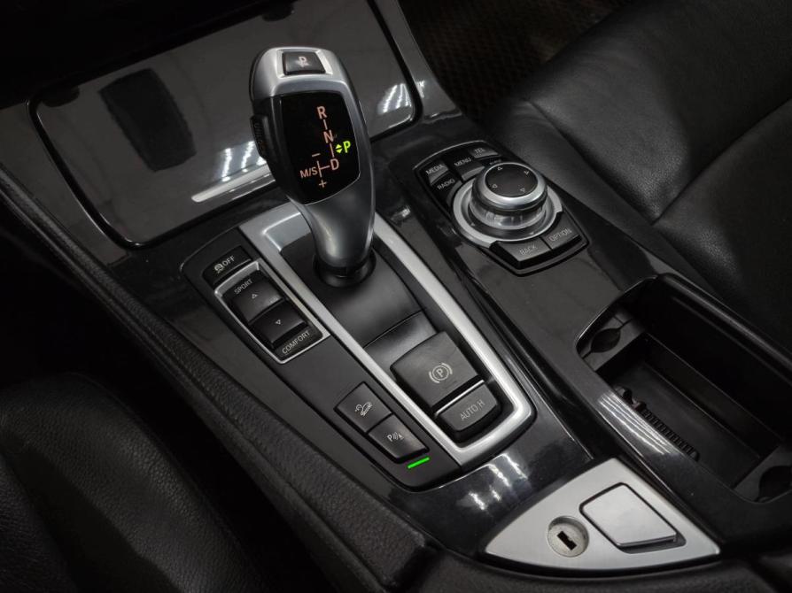 BMW 5 серии VI (F10/F11/F07) Рестайлинг Альметьевск  - изображение 24