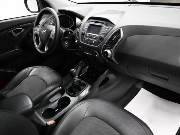 Hyundai ix35 I Рестайлинг с пробегом 2014 года, цена 1 275 000 рублей, 181120 км, внедорожник, Автокод Объявления