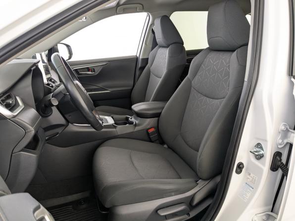 Toyota RAV4 V (XA50) с пробегом 2021 года, цена 2 900 000 рублей, 149564 км, внедорожник, Автокод Объявления