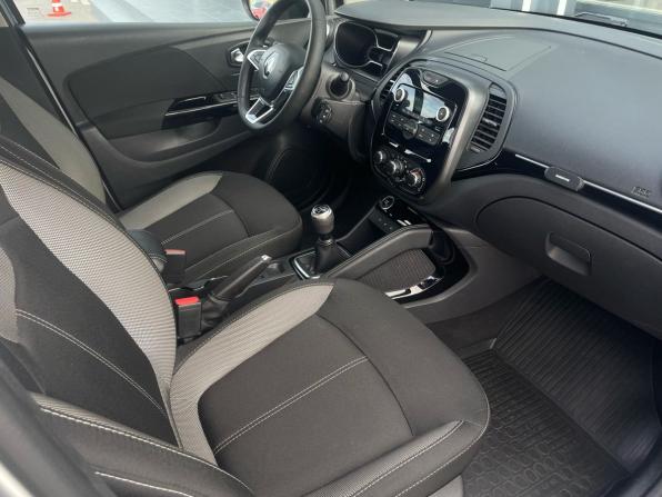 Renault Kaptur I Рестайлинг с пробегом 2021 года, цена 1 590 000 рублей, 78242 км, внедорожник, Автокод Объявления