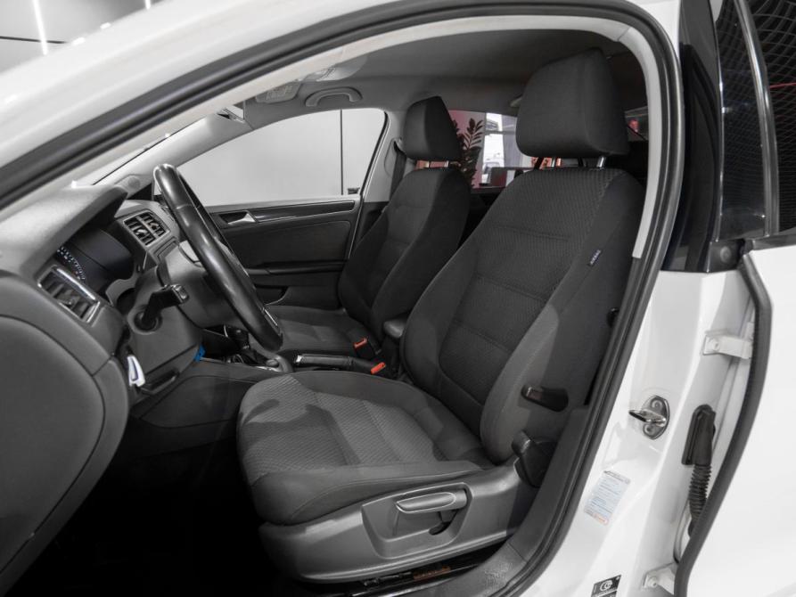 Volkswagen Jetta VI Москва  - изображение 9