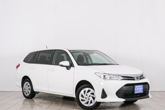 Toyota Corolla XI (E160 E170) Рестайлинг 2 с пробегом 2020 года, цена 1 459 000 рублей, 72684 км, универсал, Автокод Объявления