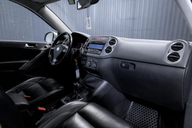 Volkswagen Tiguan I с пробегом 2009 года, цена 960 000 рублей, 294010 км, внедорожник, Автокод Объявления