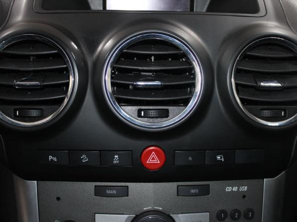 Opel Antara I Рестайлинг с пробегом 2014 года, цена 1 049 900 рублей, 291483 км, внедорожник, Автокод Объявления