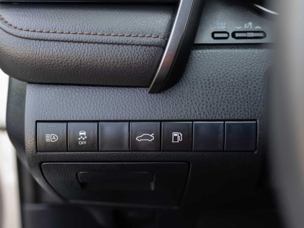 Toyota Camry VIII (XV70) с пробегом 2018 года, цена 2 600 000 рублей, 110584 км, седан, Автокод Объявления