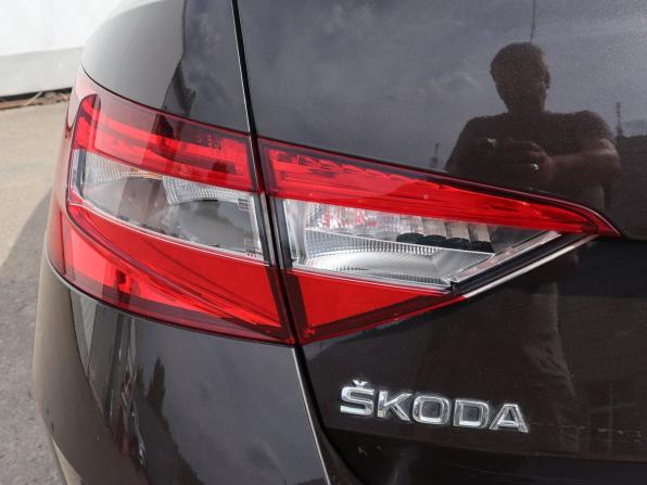 Skoda Superb III с пробегом 2015 года, цена 1 599 000 рублей, 135132 км, лифтбек, Автокод Объявления