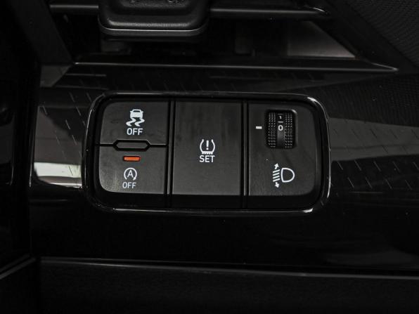 Hyundai Lafesta I Рестайлинг с пробегом 2023 года, цена 2 548 000 рублей, 54722 км, седан, Автокод Объявления