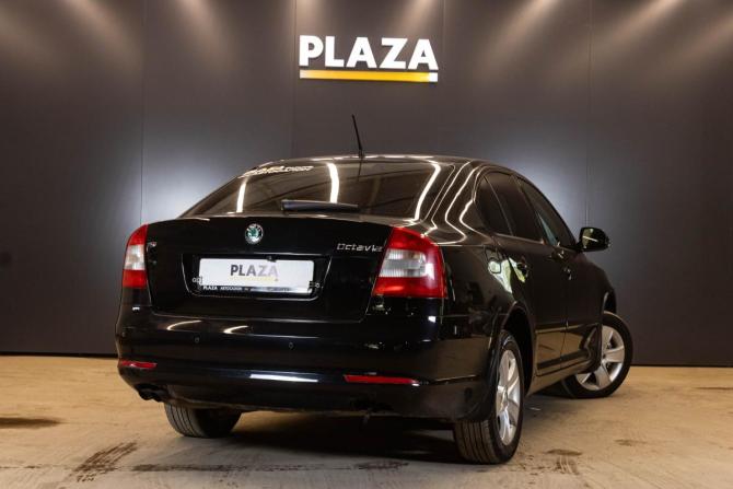 Skoda Octavia II (A5) Рестайлинг с пробегом 2011 года, цена 869 000 рублей, 212080 км, лифтбек, Автокод Объявления