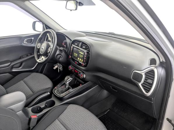 Kia Soul III с пробегом 2021 года, цена 1 860 000 рублей, 106000 км, хэтчбек, Автокод Объявления