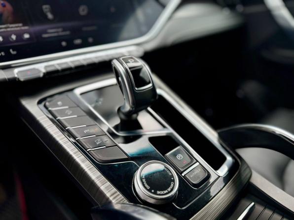 Geely Atlas Pro с пробегом 2022 года, цена 1 970 000 рублей, 67533 км, внедорожник, Автокод Объявления