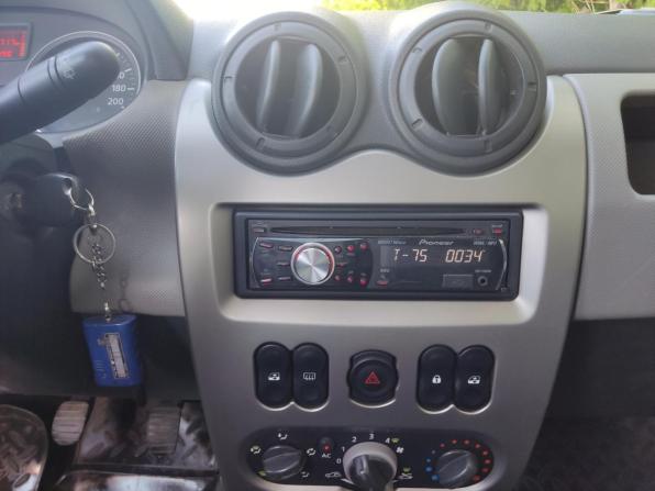 Renault Sandero I с пробегом 2010 года, цена 420 000 рублей, 265000 км, хэтчбек, Автокод Объявления