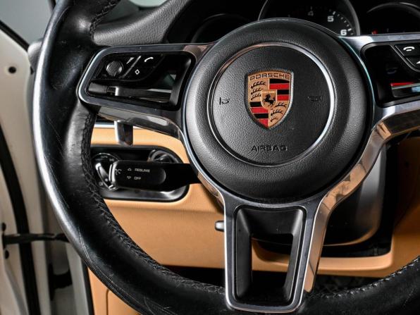 Porsche Macan I с пробегом 2017 года, цена 3 220 000 рублей, 96435 км, внедорожник, Автокод Объявления