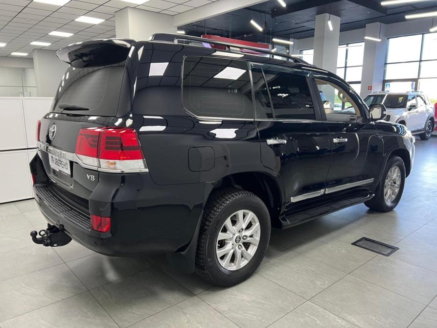 Toyota Land Cruiser 200 Series Рестайлинг 2 Казань  - изображение 8
