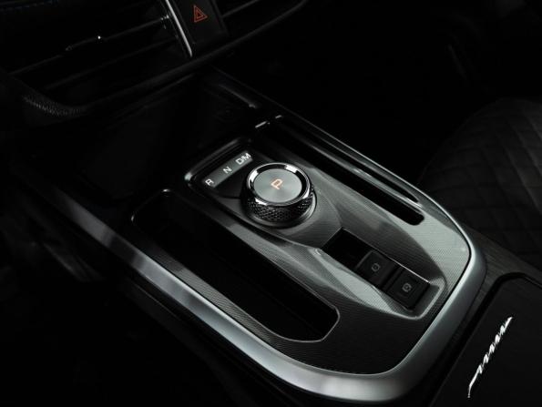 Haval Jolion I Рестайлинг с пробегом 2023 года, цена 1 689 777 рублей, 39394 км, внедорожник, Автокод Объявления