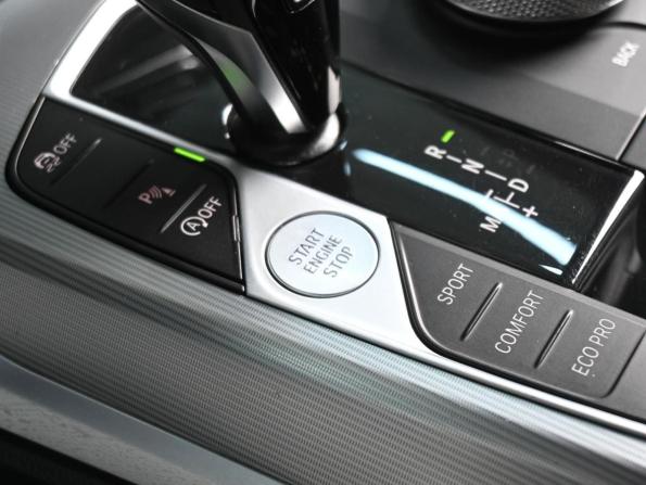 BMW 3 серии VII (G2x) с пробегом 2022 года, цена 5 199 000 рублей, 35337 км, седан, Автокод Объявления