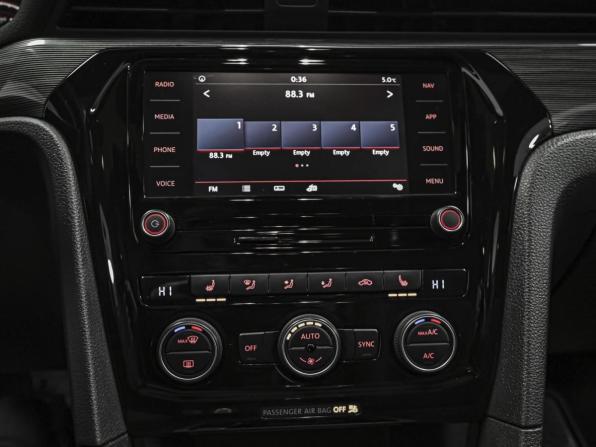 Volkswagen Passat (North America and China) II (NA Market) с пробегом 2021 года, цена 3 498 000 рублей, 16374 км, седан, Автокод Объявления