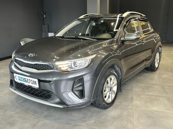 Kia Stonic I с пробегом 2019 года, цена 1 780 000 рублей, 55688 км, внедорожник, Автокод Объявления