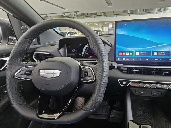 Новый Geely Coolray I Рестайлинг 2 2026 года, цена 2 774 990 рублей, внедорожник, Автокод Объявления