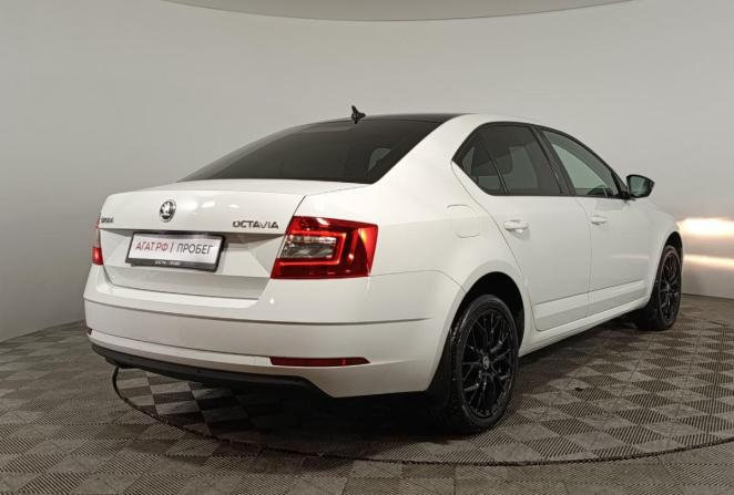 Skoda Octavia III (A7) с пробегом 2017 года, цена 1 470 000 рублей, 144424 км, лифтбек, Автокод Объявления