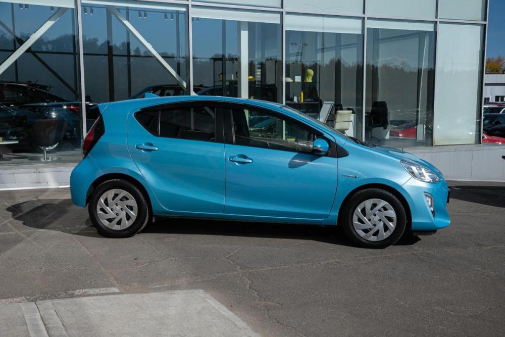 Toyota Aqua I Рестайлинг Иркутск  - изображение 6
