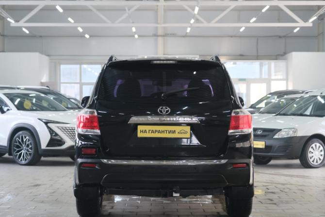 Toyota Highlander II (XU40) Рестайлинг с пробегом 2013 года, цена 2 449 000 рублей, 208724 км, внедорожник, Автокод Объявления