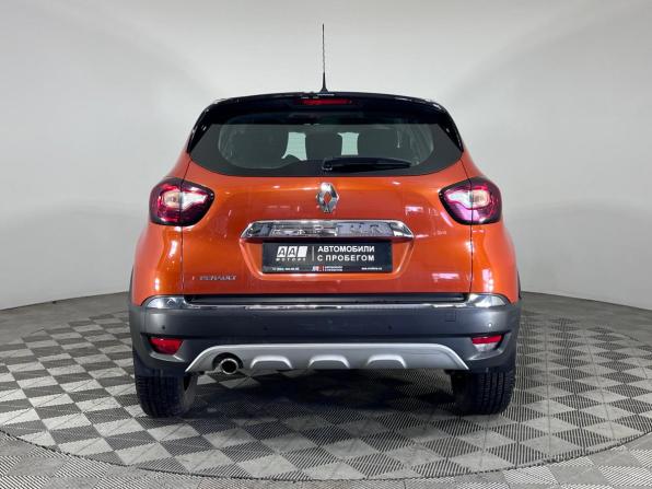 Renault Kaptur I с пробегом 2017 года, цена 998 000 рублей, 105867 км, внедорожник, Автокод Объявления