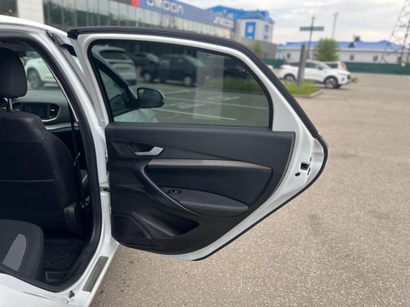 Lada (ВАЗ) Vesta I Рестайлинг (NG) с пробегом 2023 года, цена 1 200 000 рублей, 17487 км, седан, Автокод Объявления