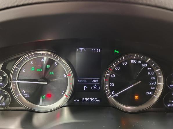 Lexus LX III Рестайлинг 2 с пробегом 2019 года, цена 6 999 000 рублей, 299995 км, внедорожник, Автокод Объявления