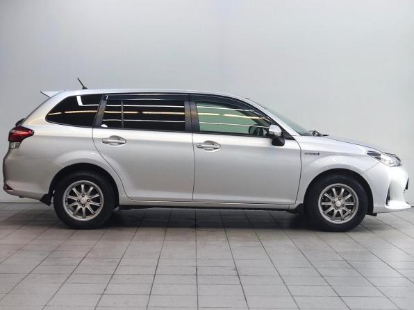 Toyota Corolla XI (E160 E170) Рестайлинг 2 с пробегом 2018 года, цена 1 390 000 рублей, 85579 км, универсал, Автокод Объявления