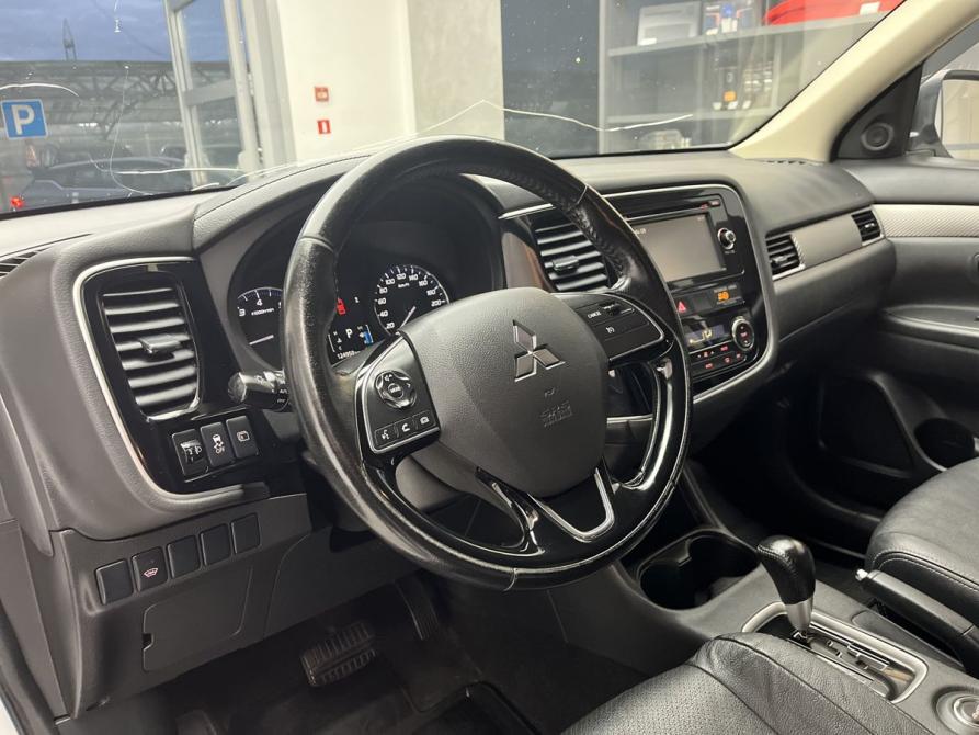 Mitsubishi Outlander III Рестайлинг Новосибирск  - изображение 7