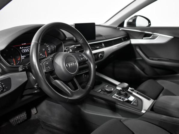 Audi A4 V (B9) с пробегом 2019 года, цена 2 300 000 рублей, 240000 км, универсал, Автокод Объявления