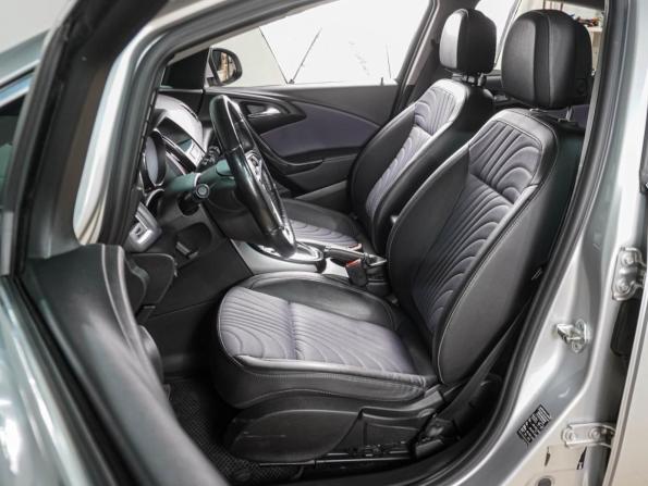 Opel Astra J Рестайлинг с пробегом 2014 года, цена 957 000 рублей, 173112 км, хэтчбек, Автокод Объявления