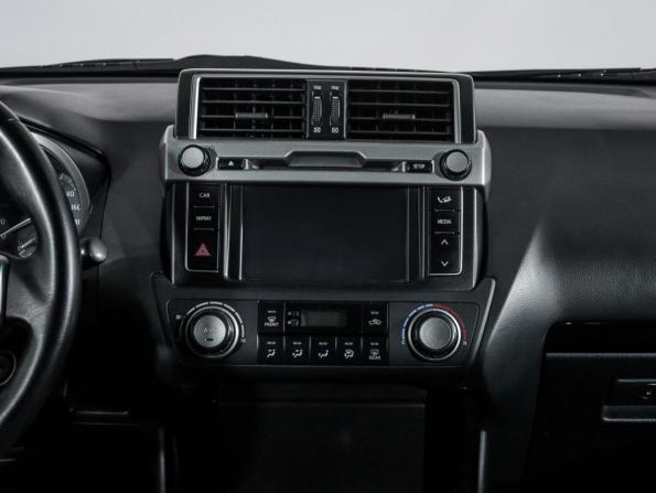 Toyota Land Cruiser Prado 150 Series Рестайлинг 1 с пробегом 2015 года, цена 3 900 000 рублей, 82040 км, внедорожник, Автокод Объявления