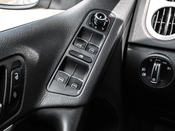 Volkswagen Tiguan I Рестайлинг с пробегом 2011 года, цена 1 699 000 рублей, 142931 км, внедорожник, Автокод Объявления