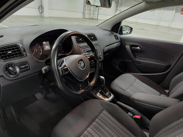Volkswagen Polo V Рестайлинг с пробегом 2017 года, цена 1 210 000 рублей, 73893 км, седан, Автокод Объявления