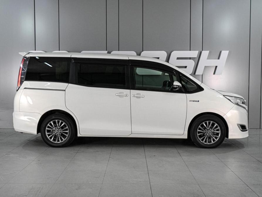 Toyota Noah III (R80) Рестайлинг Ростов-на-Дону  - изображение 5
