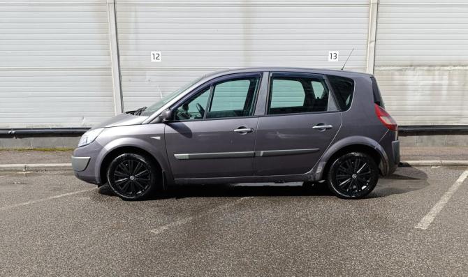 Renault Scenic II с пробегом 2004 года, цена 249 000 рублей, 247602 км, минивэн, Автокод Объявления