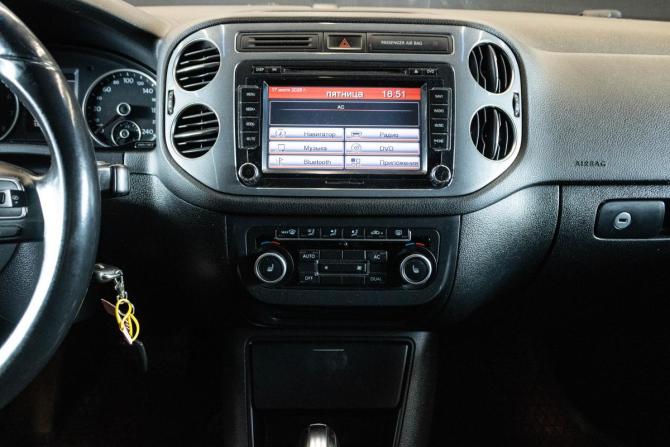 Volkswagen Tiguan I Рестайлинг с пробегом 2012 года, цена 1 419 000 рублей, 184099 км, внедорожник, Автокод Объявления