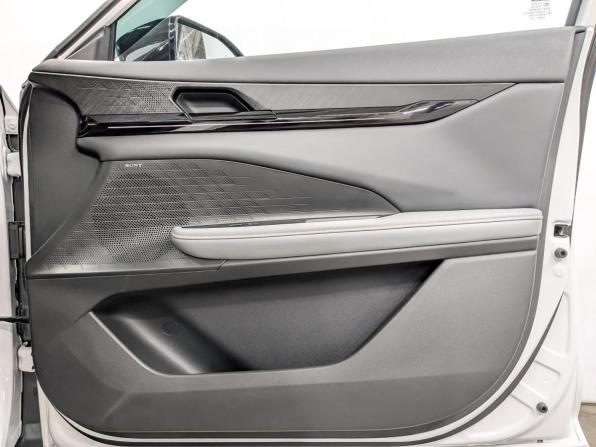 Changan UNI-V I с пробегом 2023 года, цена 2 150 000 рублей, 32676 км, лифтбек, Автокод Объявления
