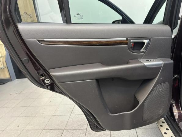 Hyundai Santa Fe II Рестайлинг с пробегом 2011 года, цена 1 290 000 рублей, 271080 км, внедорожник, Автокод Объявления